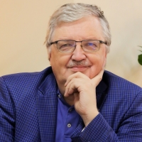 Сергей ДМИТРИЕВ