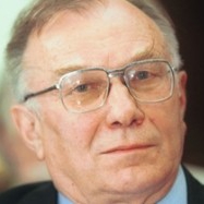 Станислав КУНЯЕВ