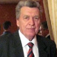 Михаил КОРОБОВ